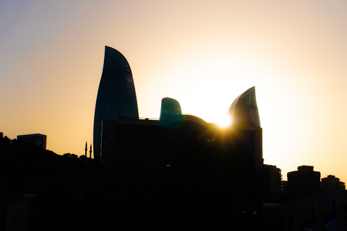 Gold Speculators Trim Net‑Longs as Middle‑East Tensions Persist – What FX Traders Need to Know