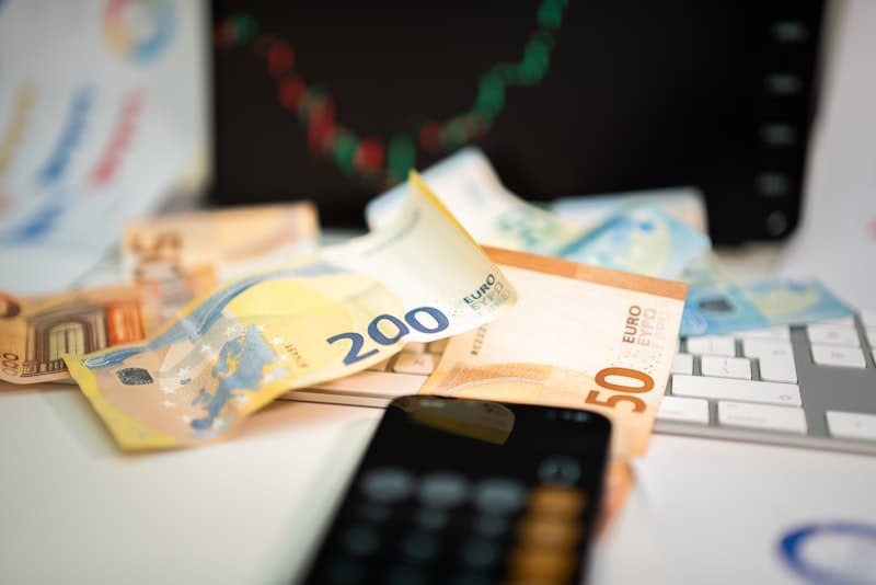 Economic Calendar Literacy: Separating Market‑Moving Prints from Noise in Forex