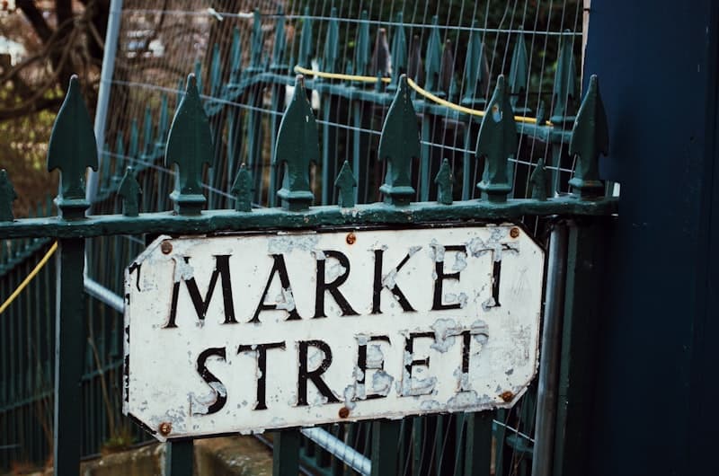 Breaking the Anchor: Why Your Forex Entry Price Shouldn't Lock Your Exit Strategy