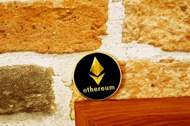 Ethereum DeFi TVL, Fees, and Revenue: What the Metrics Reveal for Crypto Traders