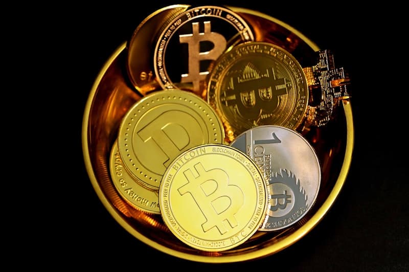 Escaping the Sunk Cost Trap: A Step‑by‑Step Guide to Cutting Losses in Forex and Crypto